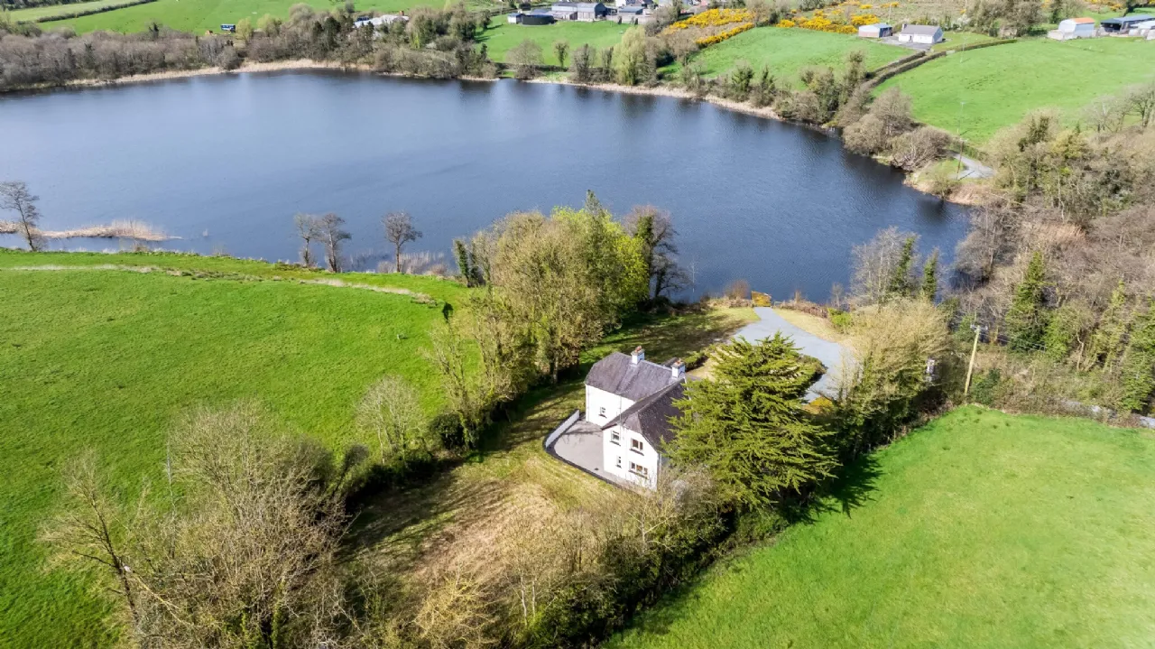 Photo of White Lake Cottage, Tonaghbane, Ashfield, Cootehill, Co Cavan, H16W577