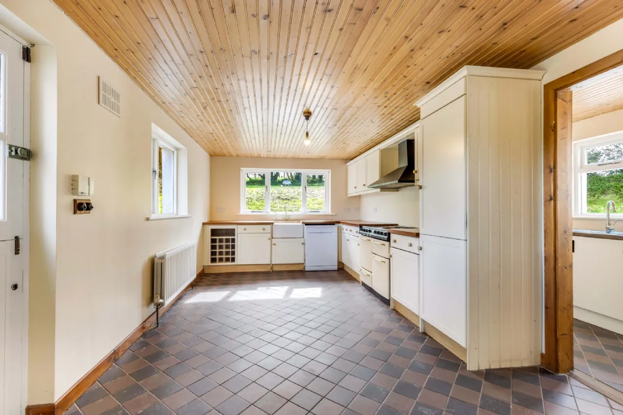 Photo of White Lake Cottage, Tonaghbane, Ashfield, Cootehill, Co Cavan, H16W577