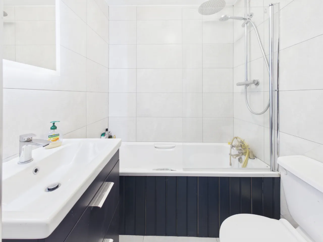 Photo of Commercial Premises & 5-Bed House, Hollyford Village, Hollyford, Co. Tipperary, E34 HR25