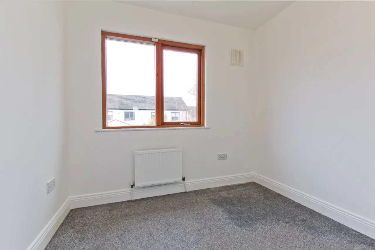 Photo of 17 Hunters Court, Hunterswood, Ballycullen, Dublin 24, D24 X8H1