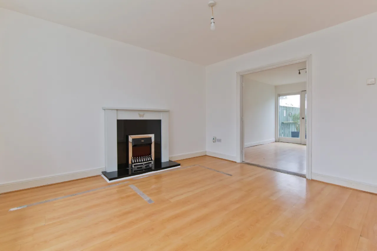 Photo of 17 Hunters Court, Hunterswood, Ballycullen, Dublin 24, D24 X8H1