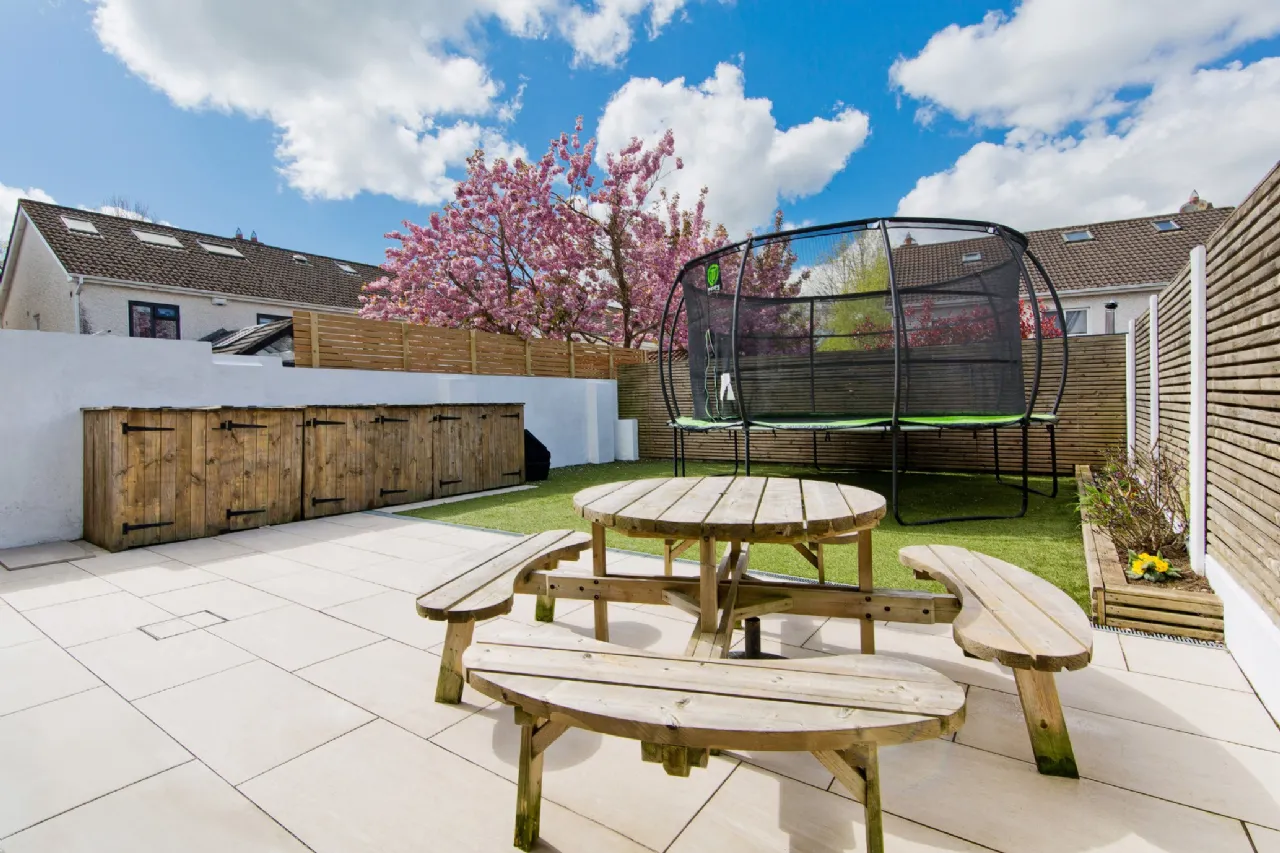 Photo of 1 Luttrellstown Walk, Castleknock, Dublin 15, D15 R6XP