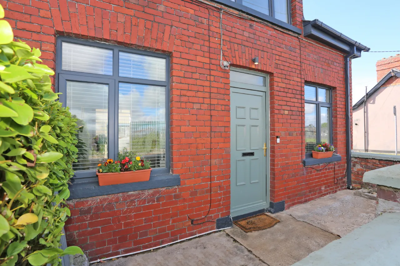Photo of 8 Quin's Cottages, Rossbrien Road, Limerick, V94CX5C