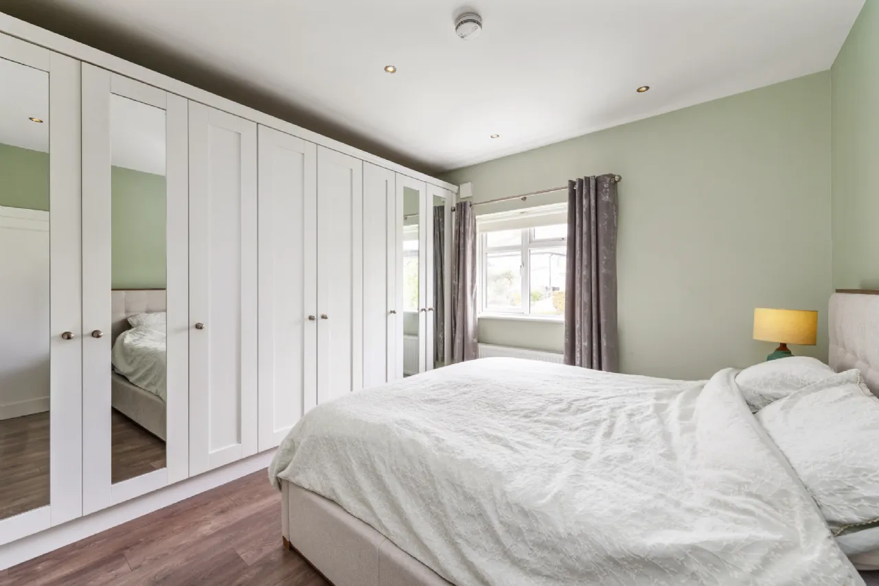 Photo of 10 Collins Park, Beaumont, Dublin 9, D09 W6V3