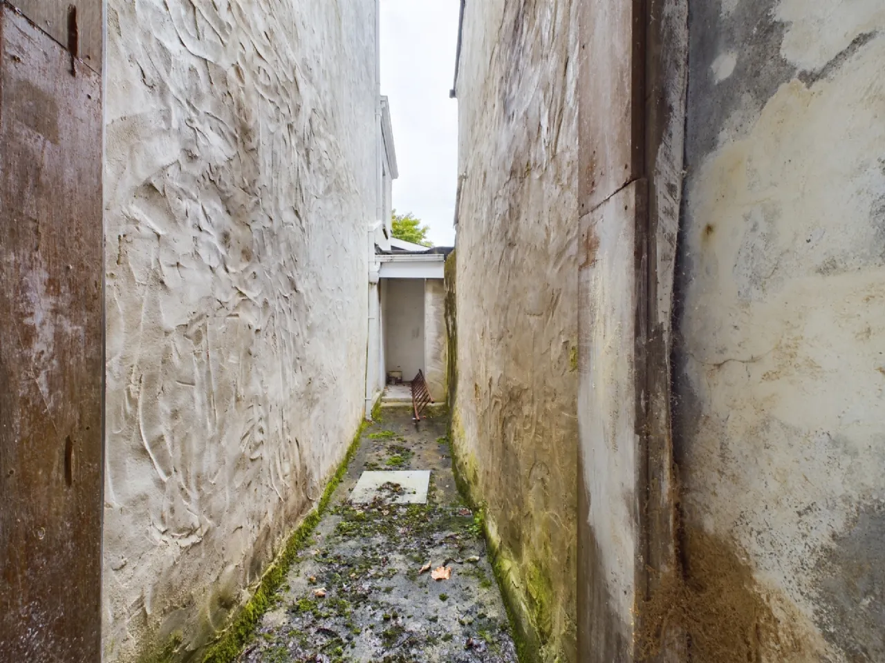 Photo of O'Connell Street, Ennis, Co Clare, V95 YY19