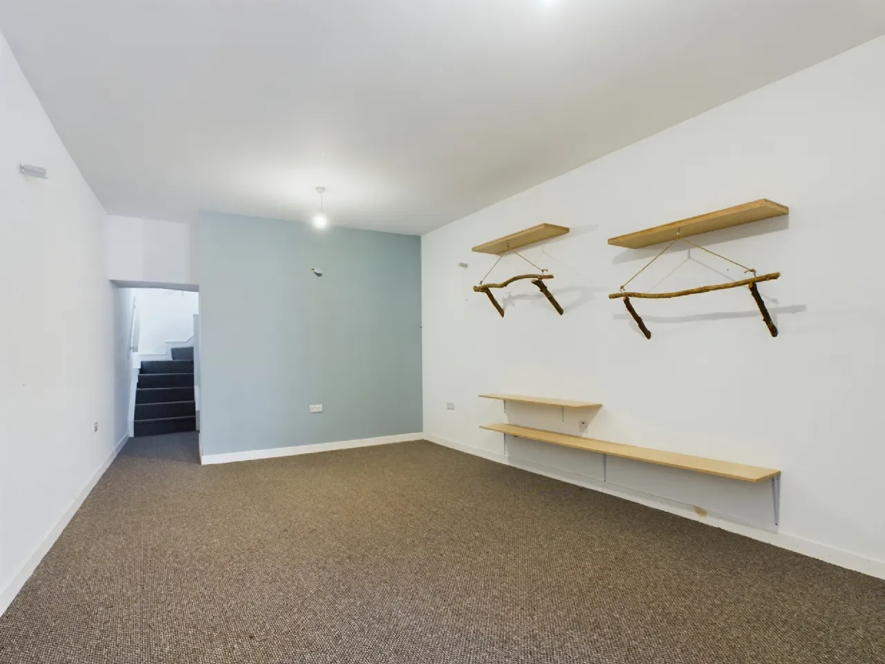 Photo of O'Connell Street, Ennis, Co Clare, V95 YY19