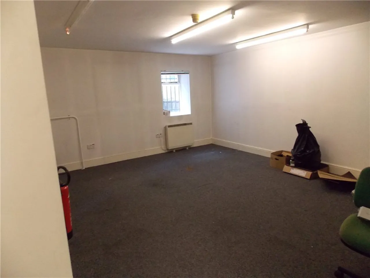 Photo of O'Connell Street, Ennis, Co. Clare, V95 VK16