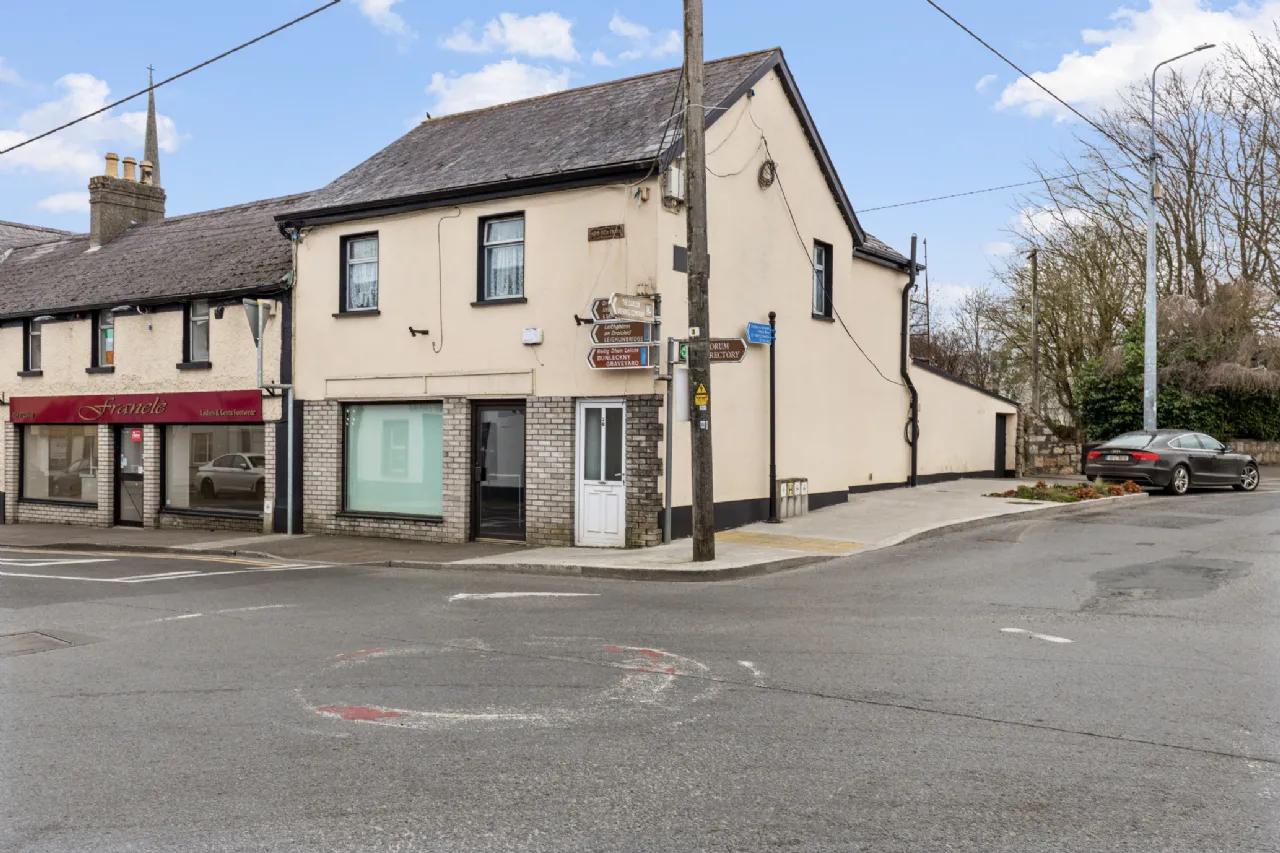 Photo of Corner Shop Premises, 2 Kilree Street,, Bagenalstown,, Co. Carlow, R21E270