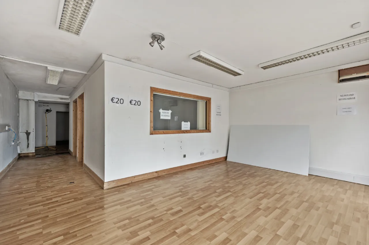 Photo of Corner Shop Premises, 2 Kilree Street,, Bagenalstown,, Co. Carlow, R21E270