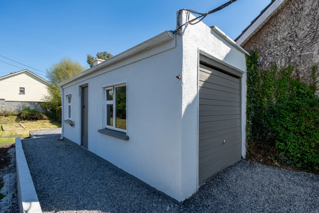 Photo of Mistymoor, Church Road, Tullamore, Co Offaly, R35 HC96