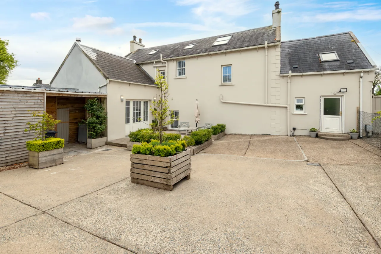 Photo of Earlswood House, Saltmills, Fethard-On Sea, New Ross, Co Wexford, Y34T268