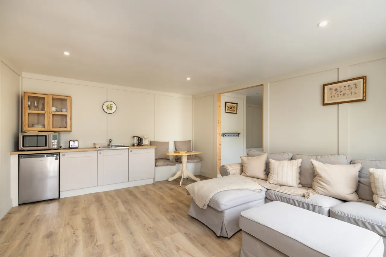 Photo of Earlswood House, Saltmills, Fethard-On Sea, New Ross, Co Wexford, Y34T268