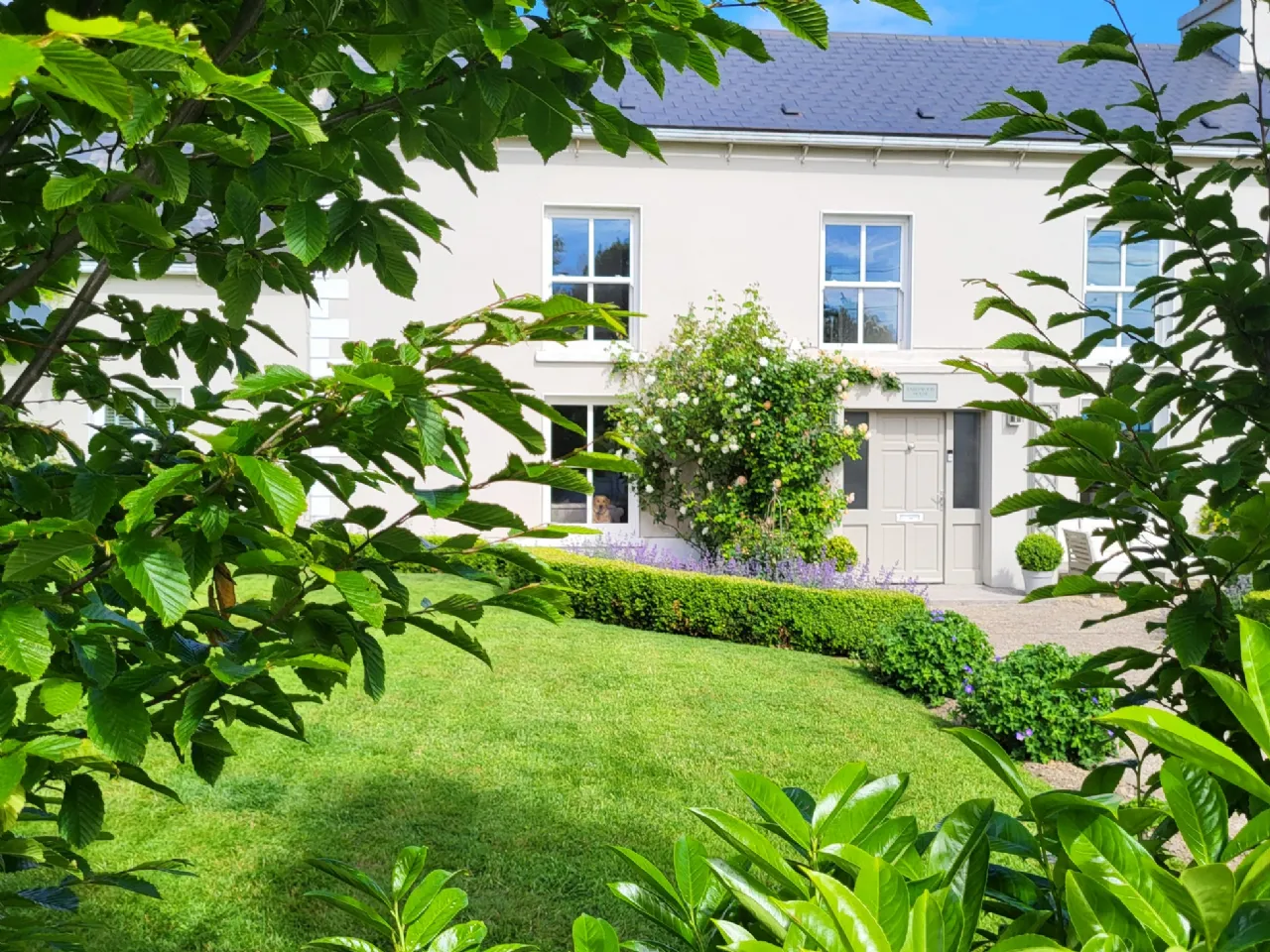 Photo of Earlswood House, Saltmills, Fethard-On Sea, New Ross, Co Wexford, Y34T268