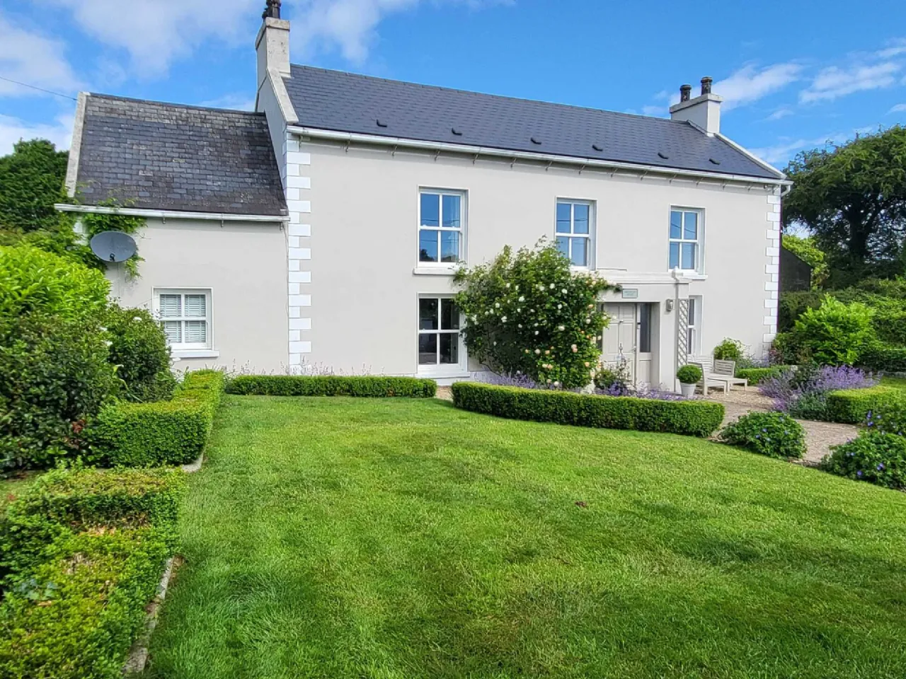 Photo of Earlswood House, Saltmills, Fethard-On Sea, New Ross, Co Wexford, Y34T268