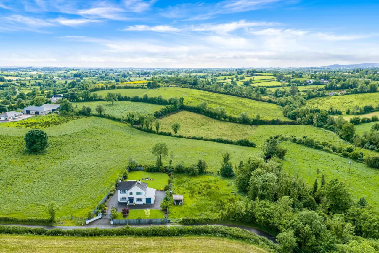 Photo of Shanroe, Scotstown, Co. Monaghan, H18R962