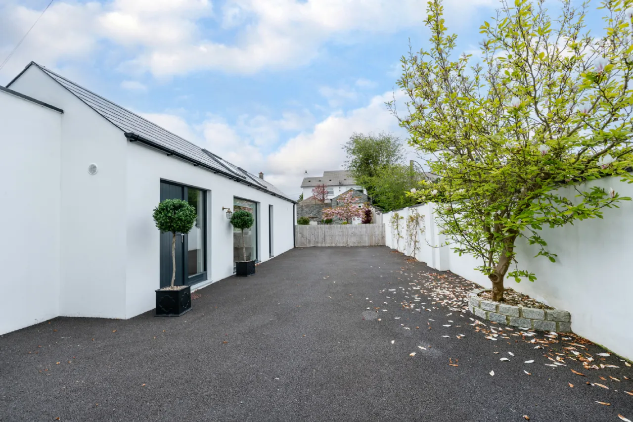Photo of Mons Lodge, Leinster Walk,, Kildare Town, R51TP93