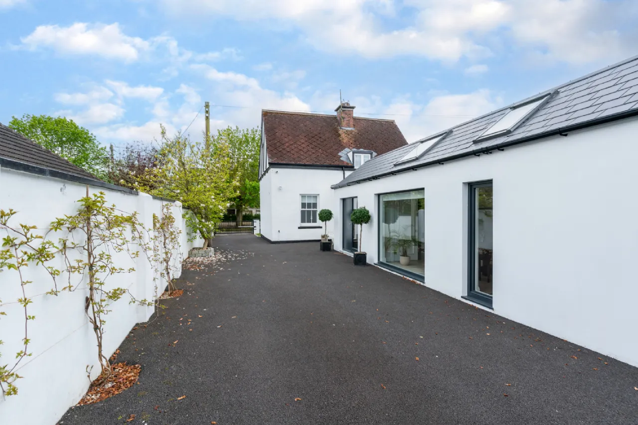 Photo of Mons Lodge, Leinster Walk,, Kildare Town, R51TP93