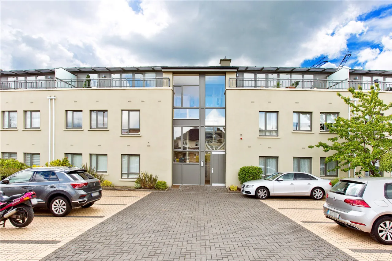 Photo of 7 Yeats Hall, Carrickmines Wood, Brennanstown Road, Dublin 18, D18 AY22