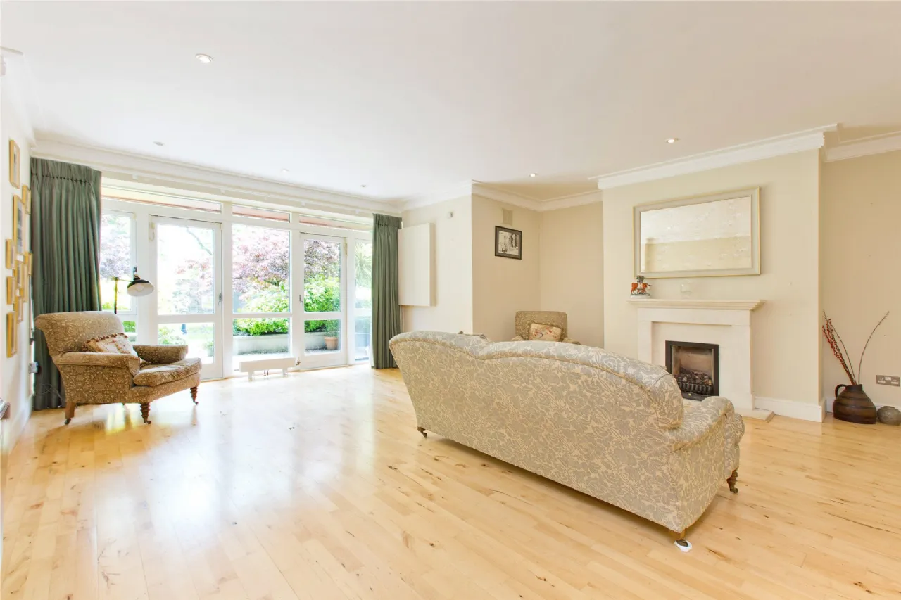 Photo of 7 Yeats Hall, Carrickmines Wood, Brennanstown Road, Dublin 18, D18 AY22