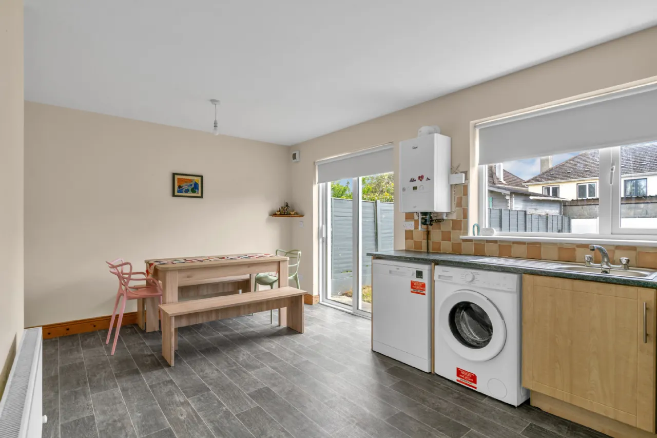 Photo of 6 Hollands Park, Athy, Co. Kildare, R14 XV83