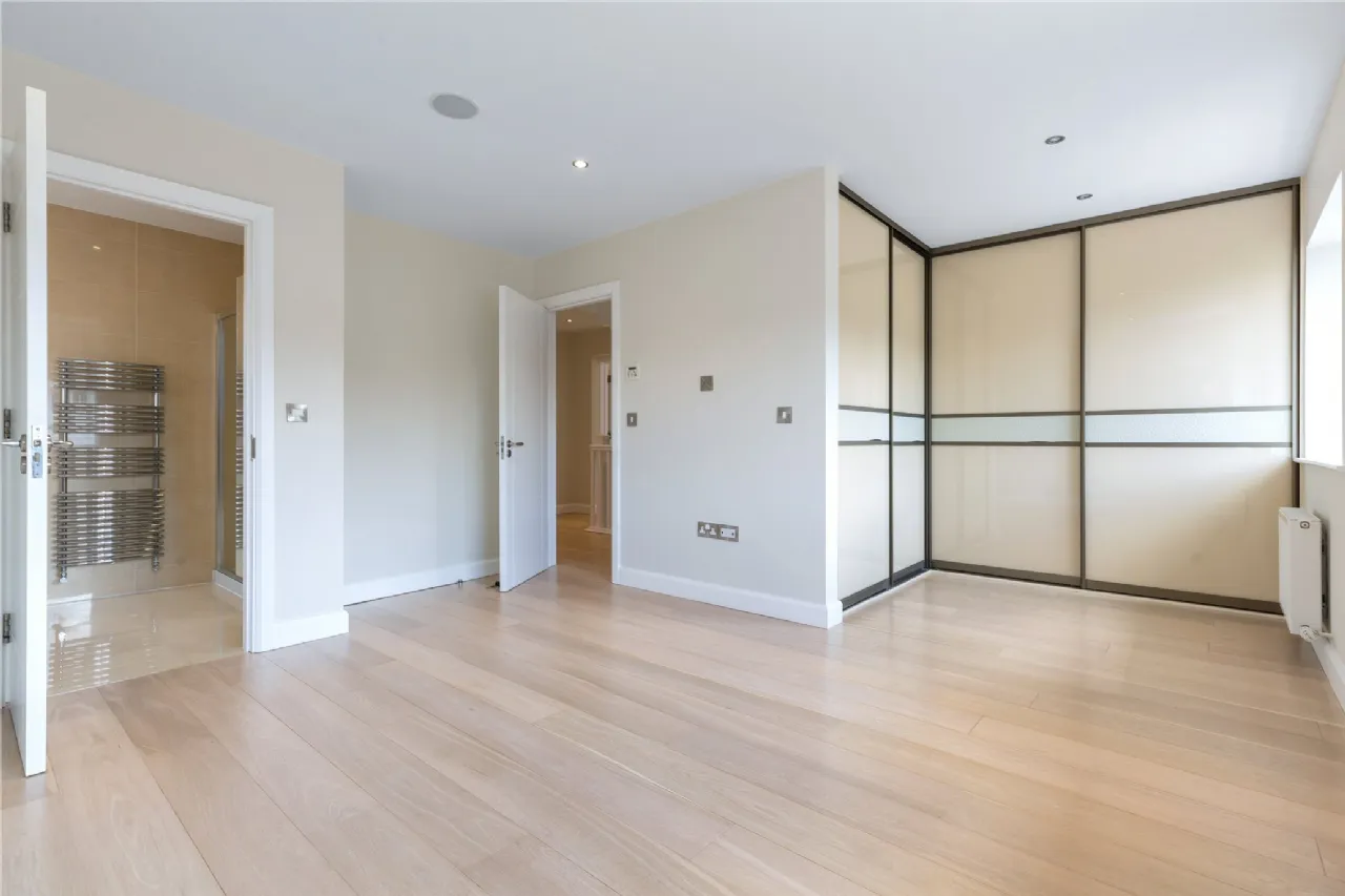 Photo of 35 Cairn Hill, Westminster Road, Foxrock, Dublin 18, D18 W9X0