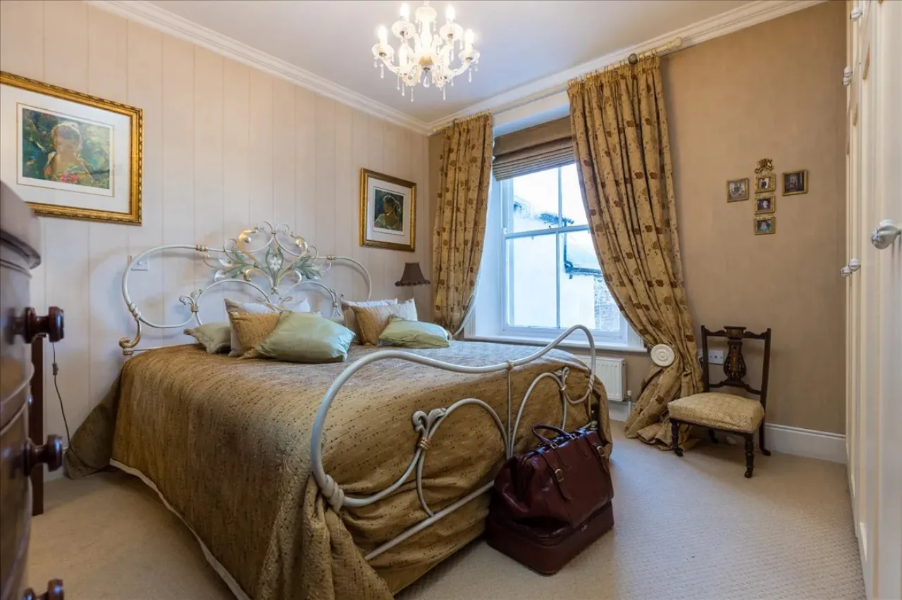 Photo of 21 Main Street, Enniscorthy, Co. Wexford, Y21 K3C5