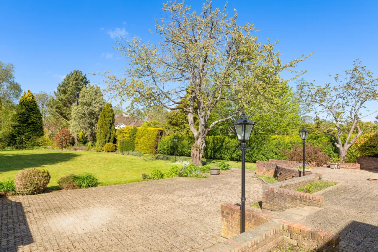 Photo of Goleen, 5 Brighton Road, Foxrock, Dubllin 18, D18 E0X4