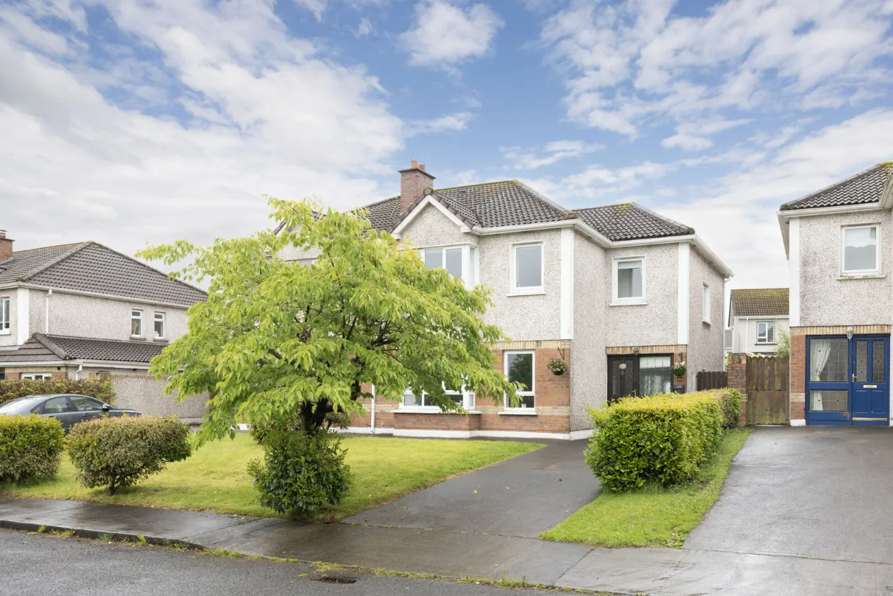 Photo of 21 The Drive, Lakepoint Park, Mullingar, Co. Westmeath, N91 A4Y6