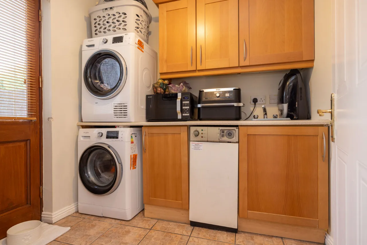 Photo of 21 The Drive, Lakepoint Park, Mullingar, Co. Westmeath, N91 A4Y6