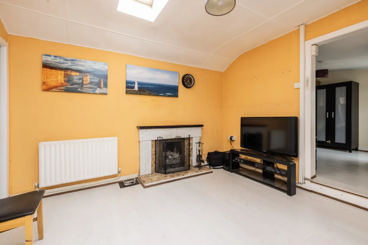 Photo of House and Glasshouses, Sundrive Road, Rush, Co. Dublin, K56 FH32