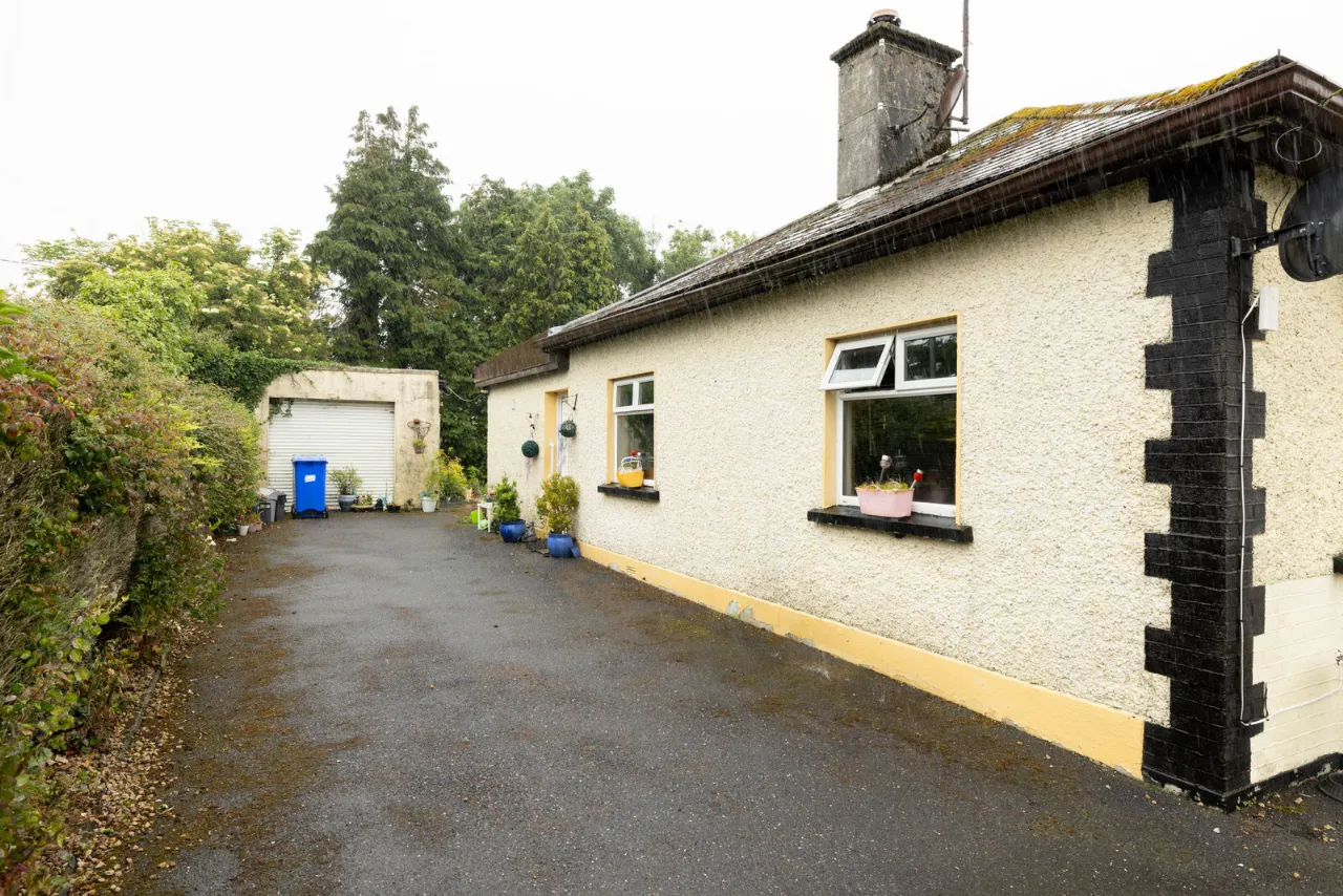 Photo of Archdale, Ashe Rd, Rathgowan, Mullingar, WH., N91RP73