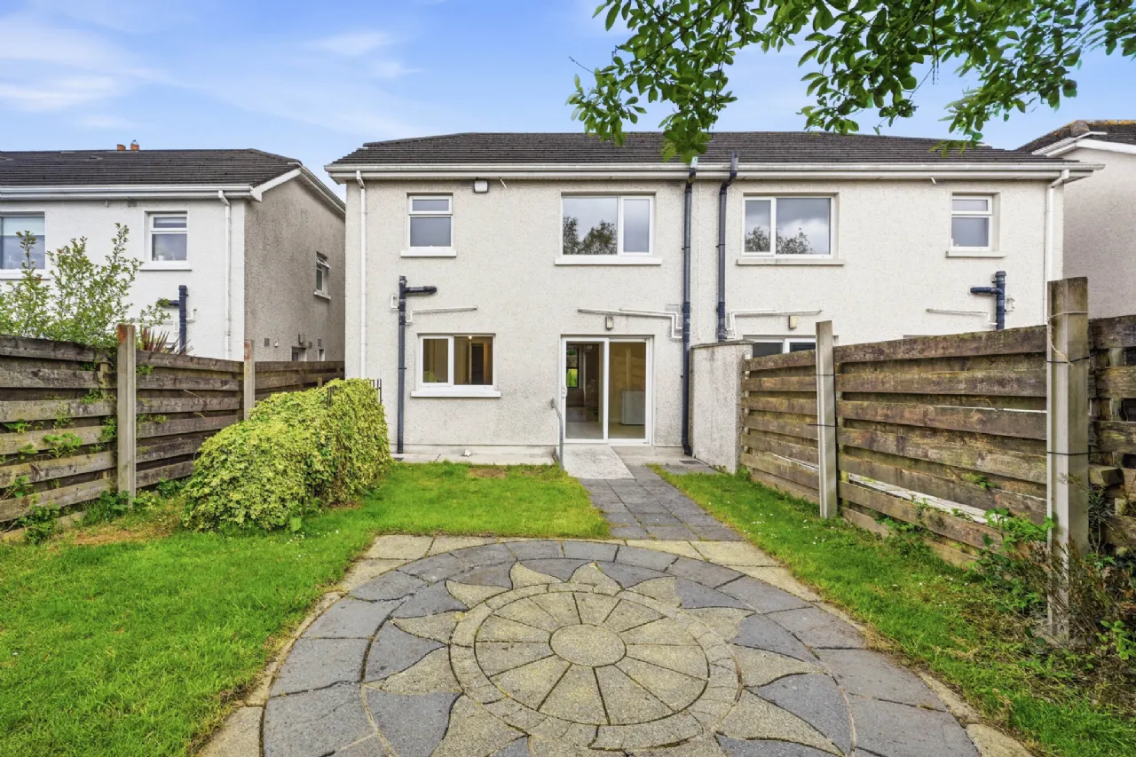 Photo of 121 Meadowgate, Gorey, Co. Wexford, Y25 Y5T9