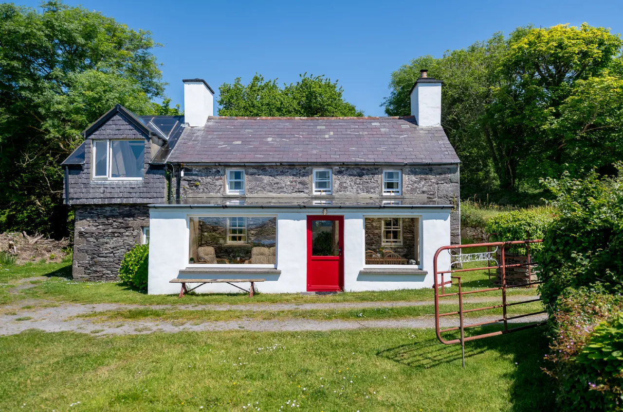 Photo of John's House, Derrynane Beg, Caherdaniel, Co Kerry, V23HF43