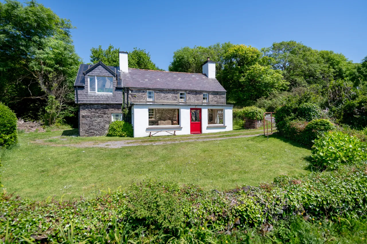 Photo of John's House, Derrynane Beg, Caherdaniel, Co Kerry, V23HF43