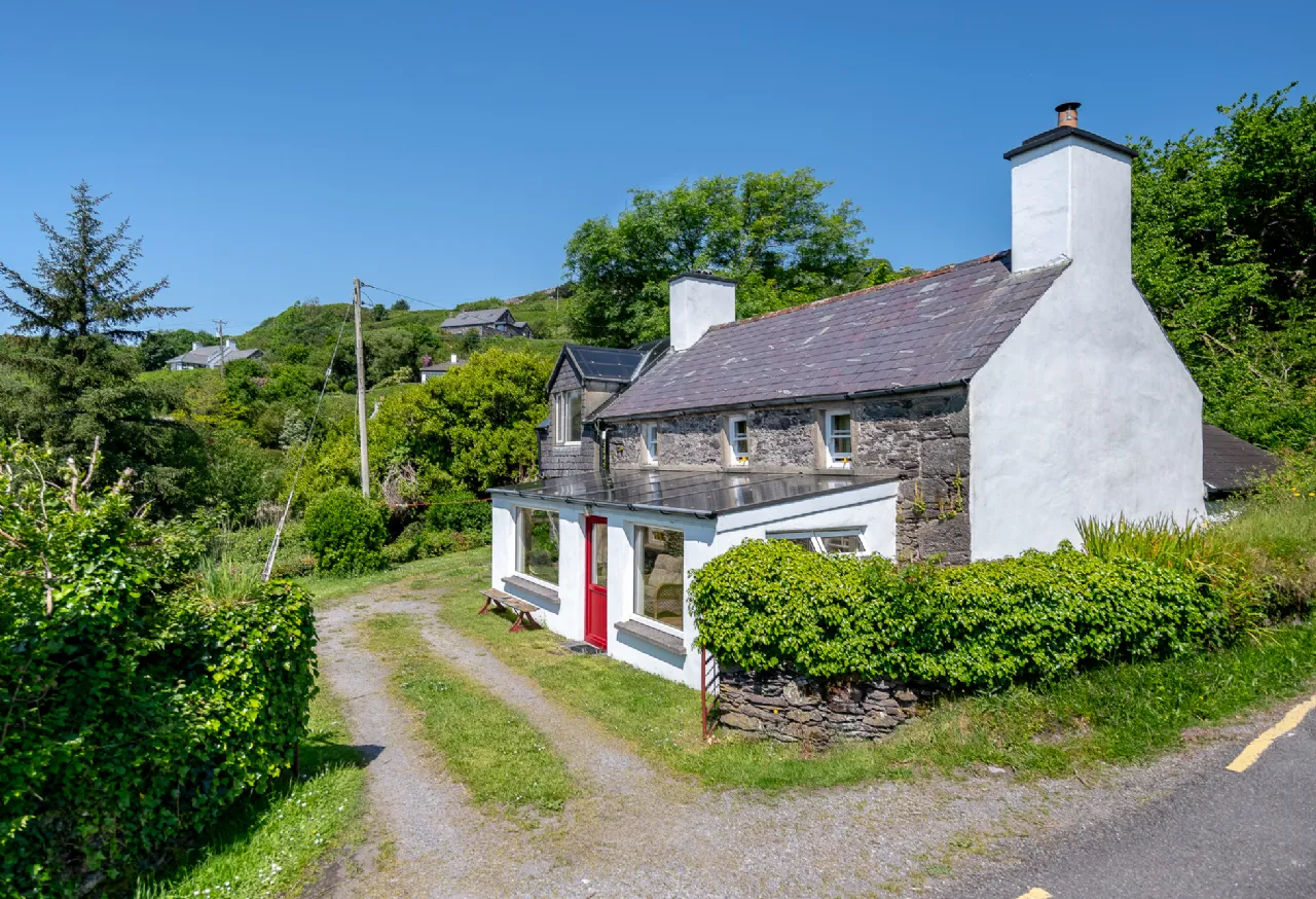 Photo of John's House, Derrynane Beg, Caherdaniel, Co Kerry, V23HF43
