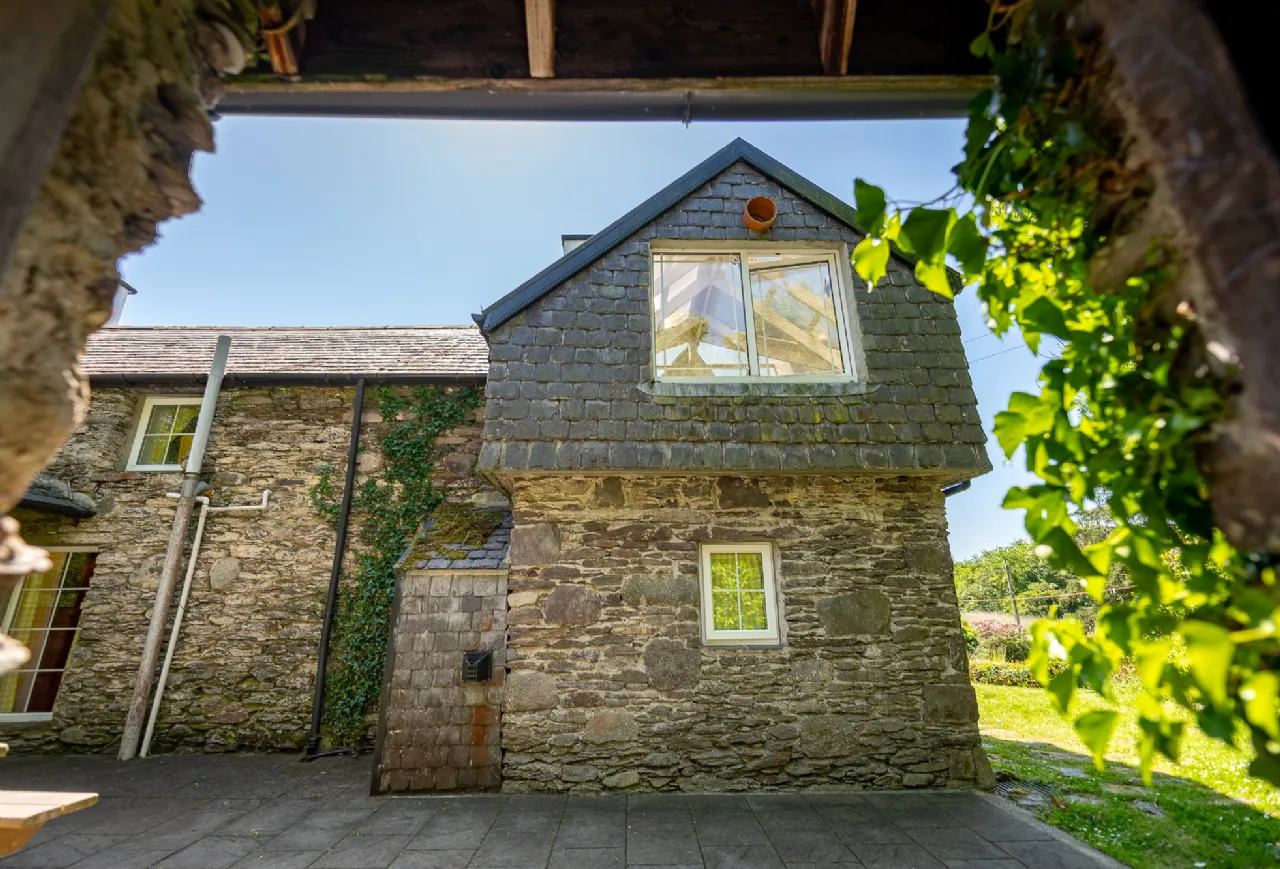 Photo of John's House, Derrynane Beg, Caherdaniel, Co Kerry, V23HF43