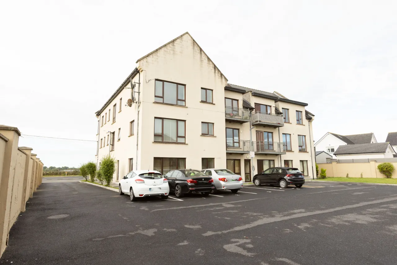Photo of 2 Petitswood View, Dublin Road, Mullingar, Co. Westmeath, N91 KW92