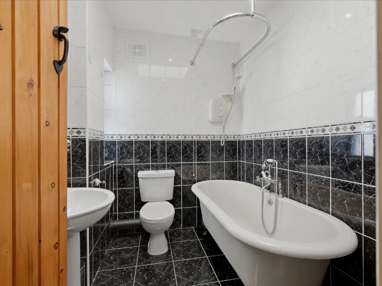 Photo of Gurteenmore, Claremorris, Co Mayo, F12W6F8