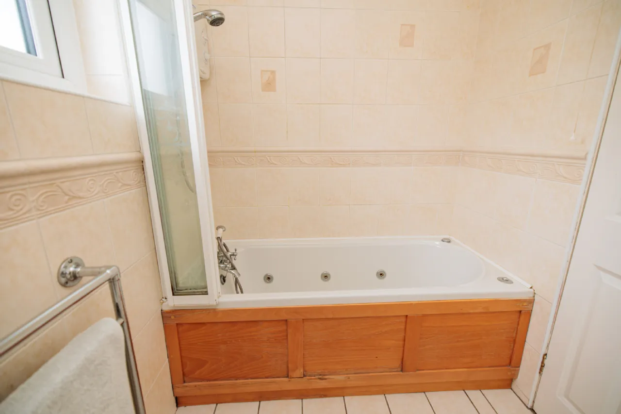 Photo of 33 Riverside Drive, Kilkenny, R95 KX7R