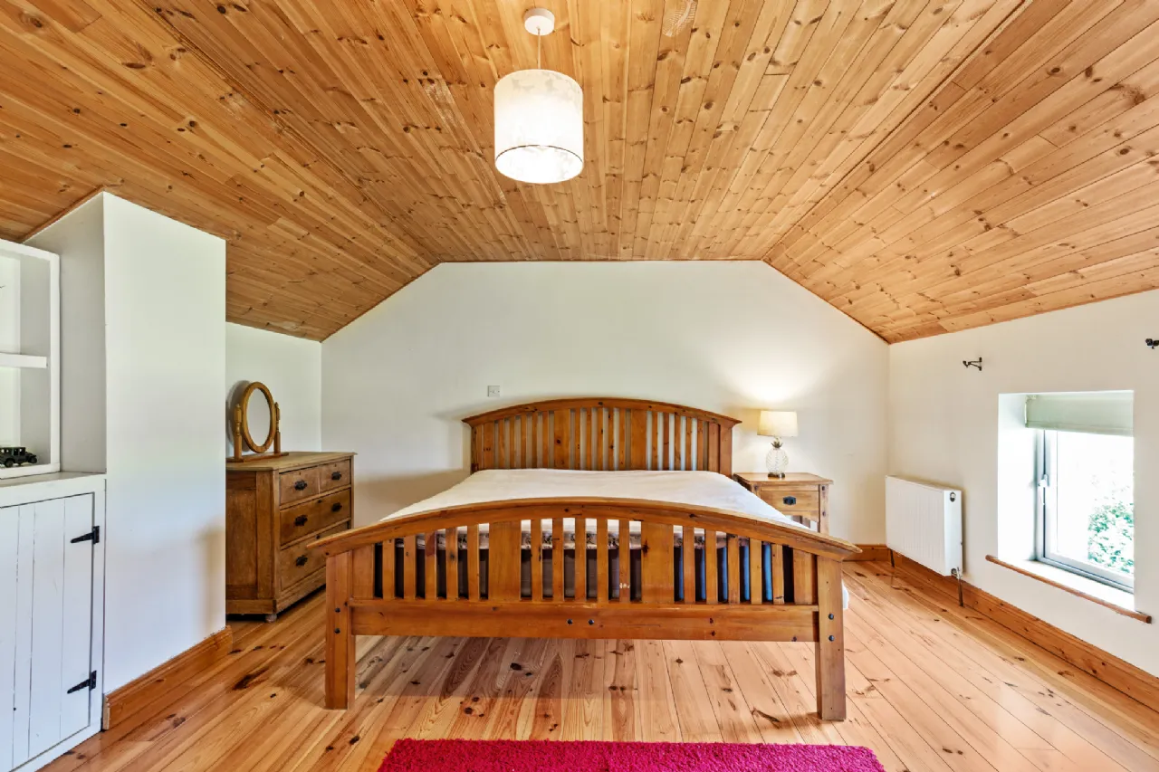 Photo of Kellyville, Ballintubbert, Co. Laois, R14 PW29