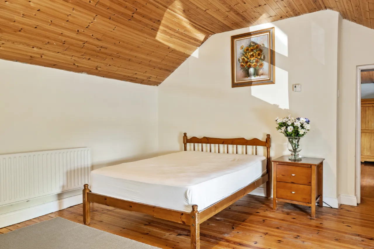 Photo of Kellyville, Ballintubbert, Co. Laois, R14 PW29