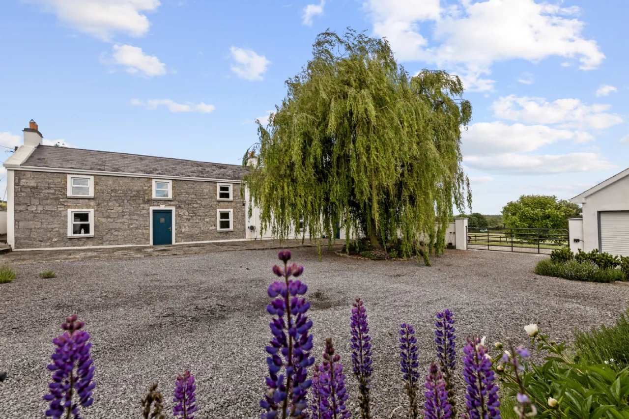 Photo of Kellyville, Ballintubbert, Co. Laois, R14 PW29