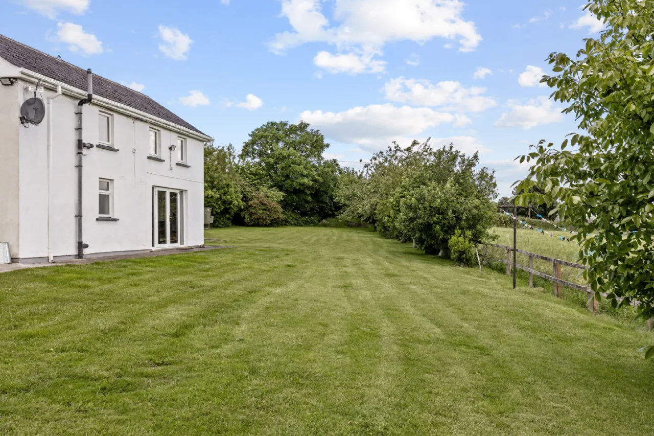Photo of Kellyville, Ballintubbert, Co. Laois, R14 PW29