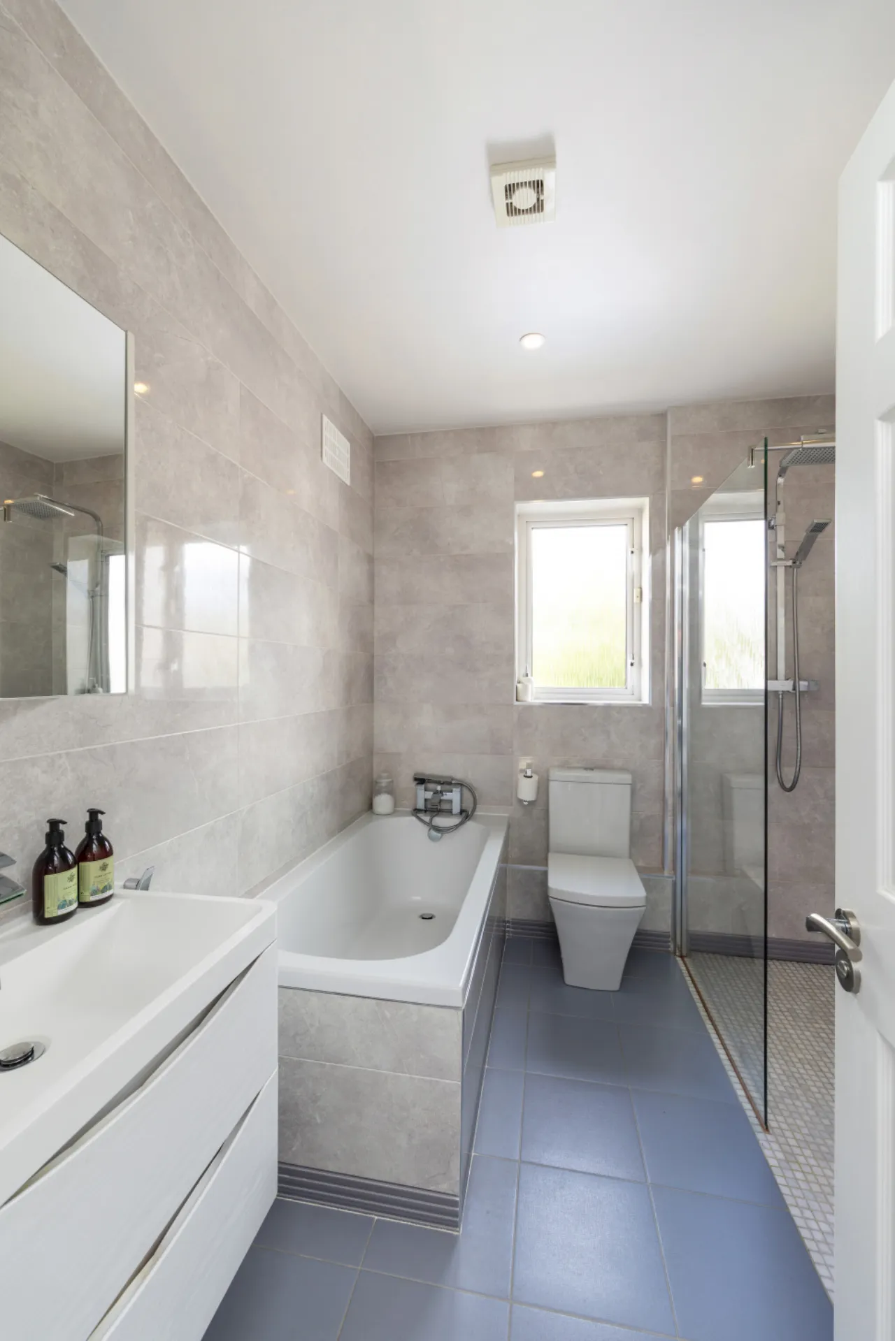 Photo of 1 Del Val Court, Sutton, Dublin 13, D13 X6P2