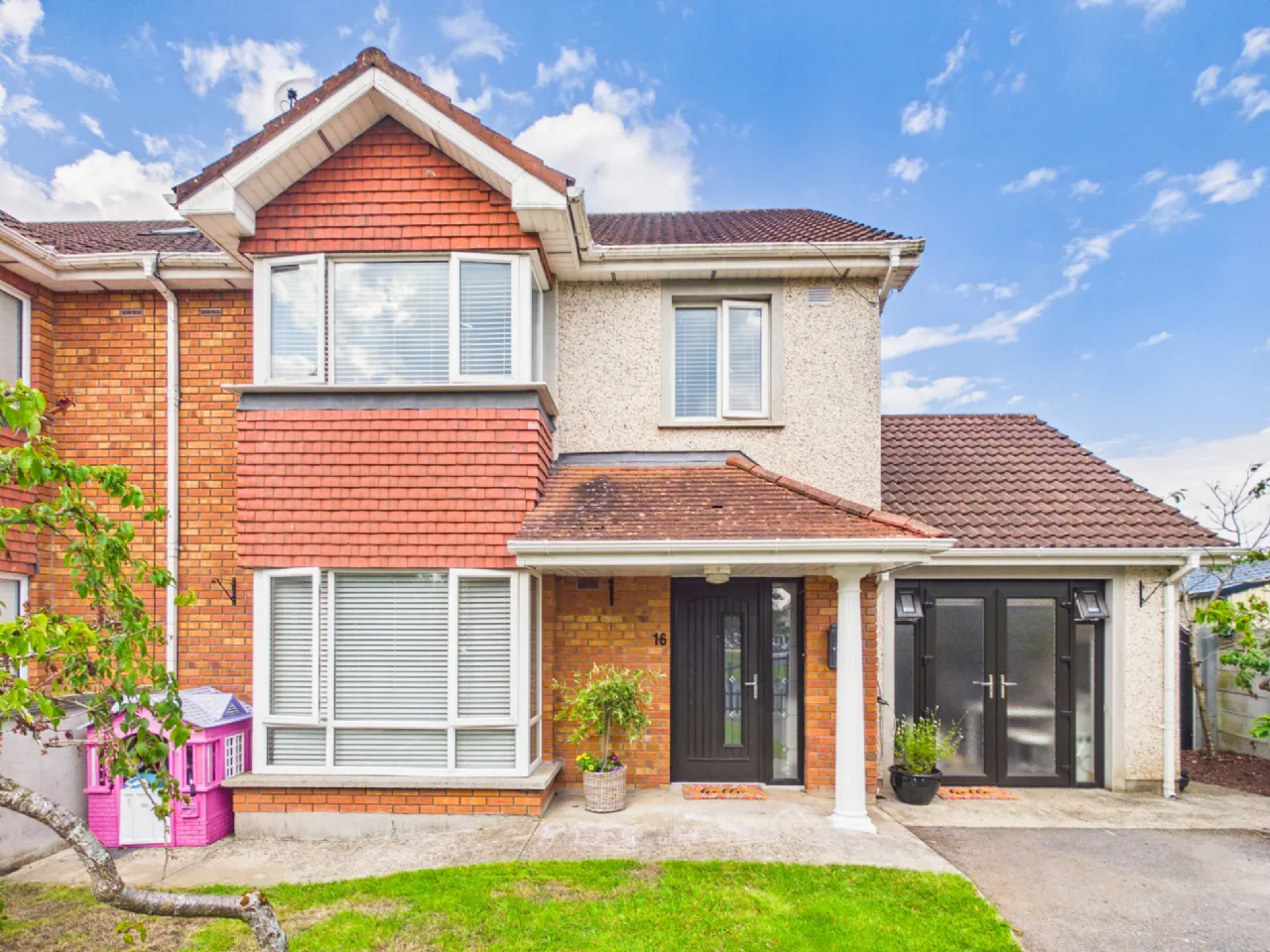 Photo of 16 Hazelwood, Dublin Road, Thurles, Co. Tipperary, E41 E9C8