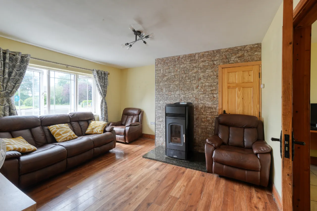 Photo of 1 SAINT FINTANS, TERRACE,, MOUNTRATH, CO.LAOIS, R32 AC96