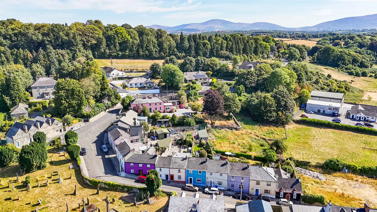 Photo of 10 Barrow Lane, Graiguenamanagh, Co Kilkenny, R95 A5F3