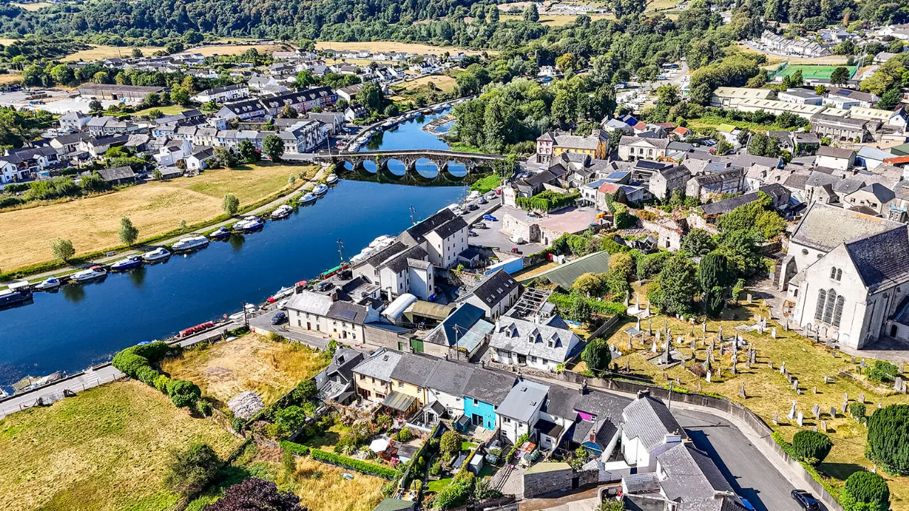 Photo of 10 Barrow Lane, Graiguenamanagh, Co Kilkenny, R95 A5F3
