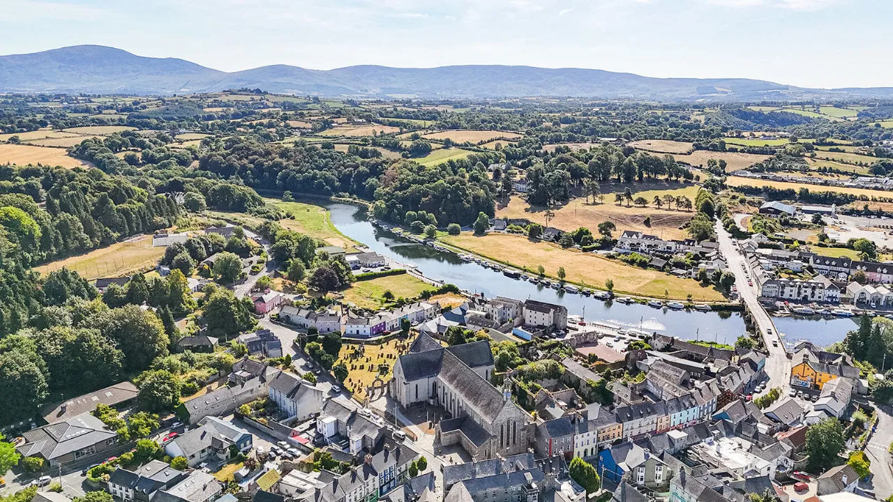 Photo of 10 Barrow Lane, Graiguenamanagh, Co Kilkenny, R95 A5F3