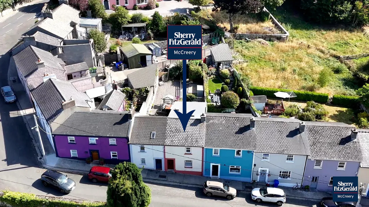 Photo of 10 Barrow Lane, Graiguenamanagh, Co Kilkenny, R95 A5F3
